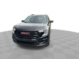 Used 2022 GMC Terrain SLE w/ Driver Convenience Package image 3