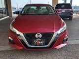 Used 2020 Nissan Altima 2.0 Platinum image 2