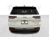 Used 2023 Jeep Grand Cherokee L Laredo image 4