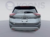 Used 2023 Nissan Rogue S image 5