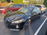 Used 2022 Nissan Altima 2.5 SR w/ Midnight Edition Package image 5