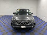 Used 2019 Ford Edge SE image 2