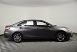 Used 2017 Toyota Camry SE image 2