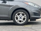 Used 2015 Ford Fiesta SE image 3