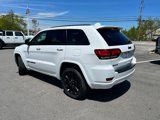 Used 2020 Jeep Grand Cherokee Altitude image 3
