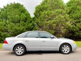 Used 2005 Ford Five Hundred SEL image 4
