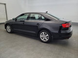 Used 2015 Volkswagen Jetta SE image 3