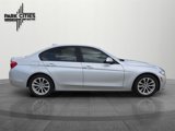 Used 2017 BMW 320i Sedan image 2