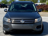 Used 2016 Volkswagen Tiguan S image 2
