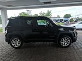 Used 2017 Jeep Renegade Latitude w/ Cold Weather Group image 4