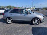 Used 2023 Chevrolet Equinox LS w/ LS Convenience Package image 2