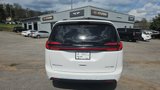 Used 2023 Chrysler Pacifica Limited image 5