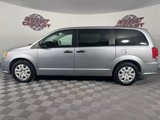 Used 2019 Dodge Grand Caravan SE w/ UConnect Hands-Free Group image 4