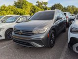 Used 2022 Volkswagen Tiguan SE w/ Panoramic Sunroof Package image 2