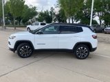 Certified 2022 Jeep Compass Limited w/ Sun and Sound Group image 5