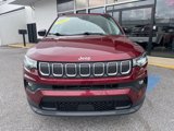 Used 2022 Jeep Compass Latitude image 3