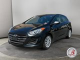 Used 2017 Hyundai Elantra GT image 2