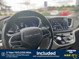 Used 2021 Chrysler Pacifica Touring-L image 2