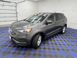 Used 2019 Ford Edge SE image 3