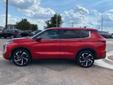 Used 2022 Mitsubishi Outlander ES image 2