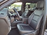 Used 2023 GMC Yukon XL SLT image 3