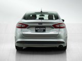 Used 2016 Ford Fusion SE image 4