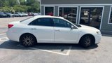 Used 2012 Lincoln MKZ image 4