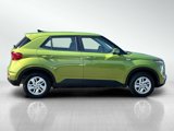 Certified 2022 Hyundai Venue SE image 3