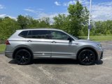 Used 2021 Volkswagen Tiguan SE R-Line w/ 3rd Row Seat Package image 2