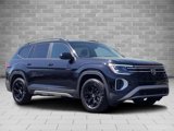 Used 2024 Volkswagen Atlas Peak Edition SE image 3