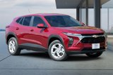 New 2025 Chevrolet Trax LS w/ LS Convenience Package image 2