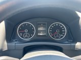 Used 2011 Volkswagen Tiguan SE image 2