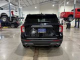 Certified 2022 Ford Explorer XLT w/ Equipment Group 202A image 4