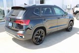 Certified 2024 Volkswagen Taos SE w/ Black Wheel Package image 6