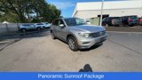 Used 2019 Volkswagen Tiguan SE w/ Panoramic Sunroof Package image 2