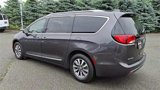Certified 2020 Chrysler Pacifica Touring-L Plus w/ Advanced Safetytec Group image 6