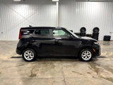 Used 2020 Kia Soul S image 3