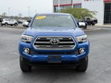 Used 2016 Toyota Tacoma Limited image 2