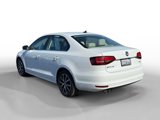 Used 2017 Volkswagen Jetta SE image 3