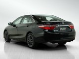 Used 2016 Toyota Camry LE image 3