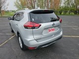 Used 2019 Nissan Rogue SV image 3