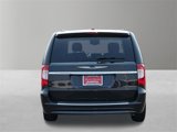 Used 2015 Chrysler Town & Country Touring-L w/ Driver Convenience Group image 4
