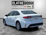 Used 2022 Toyota Corolla LE image 3