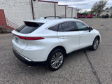 Used 2023 Toyota Venza XLE image 3
