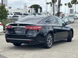 Used 2017 Toyota Avalon image 4