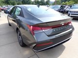 New 2025 Hyundai Elantra Sport image 5
