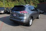 Used 2014 Nissan Rogue SV image 3
