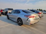 Used 2019 Toyota Camry SE image 2