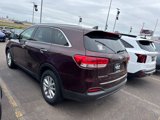 Used 2018 Kia Sorento LX image 2