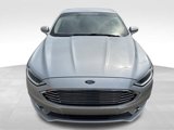 Used 2017 Ford Fusion SE w/ Fusion SE Technology Package image 2